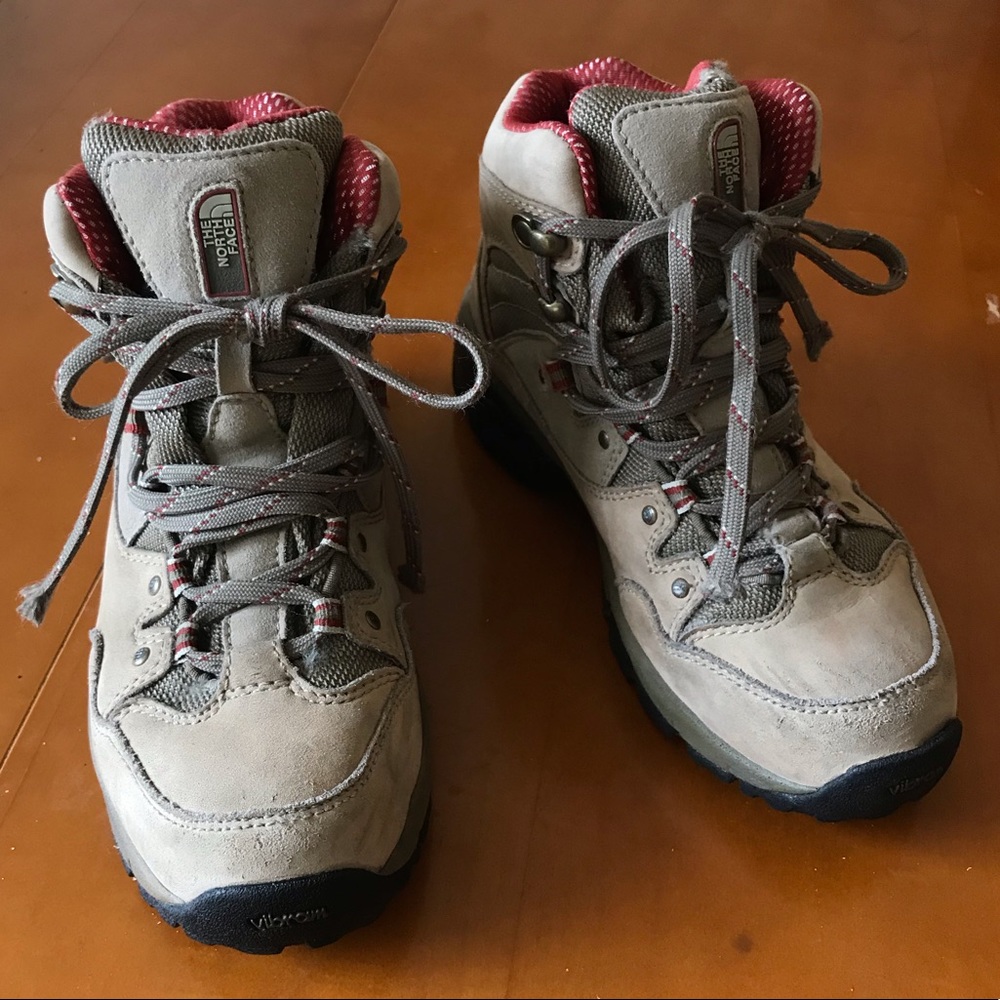 THE NORTH FACE Hiking Boots Women’s Size 6.5